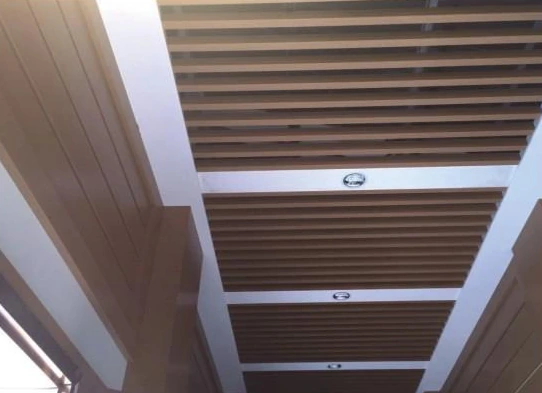 Rectangular Tube Baffle Ceiling — Application example.